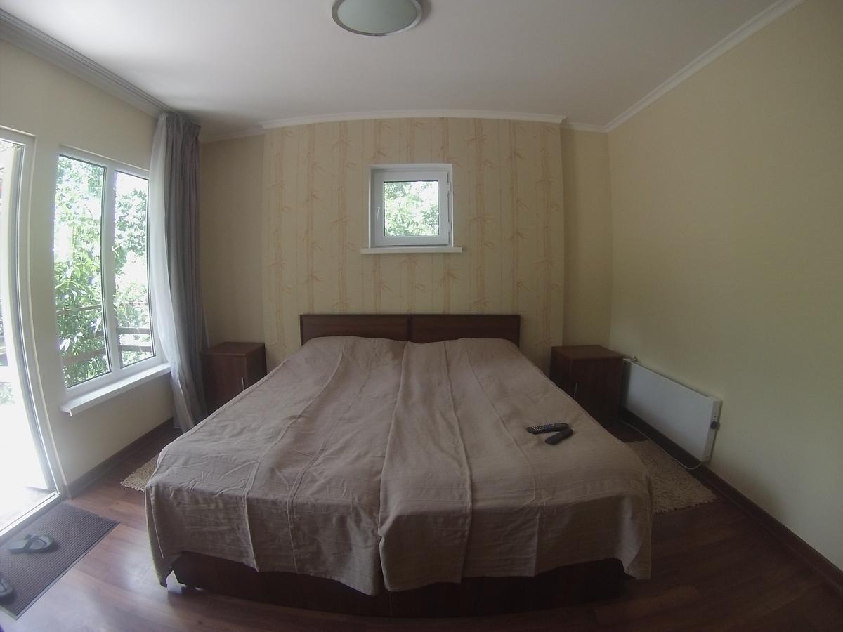 Guest House Leto Dolinka Εξωτερικό φωτογραφία