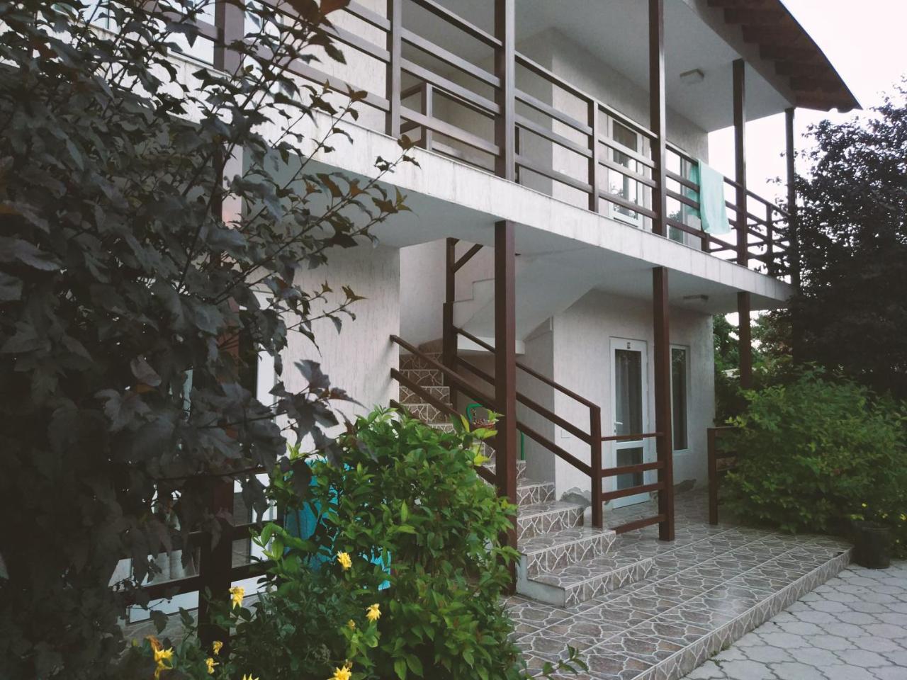 Guest House Leto Dolinka Εξωτερικό φωτογραφία